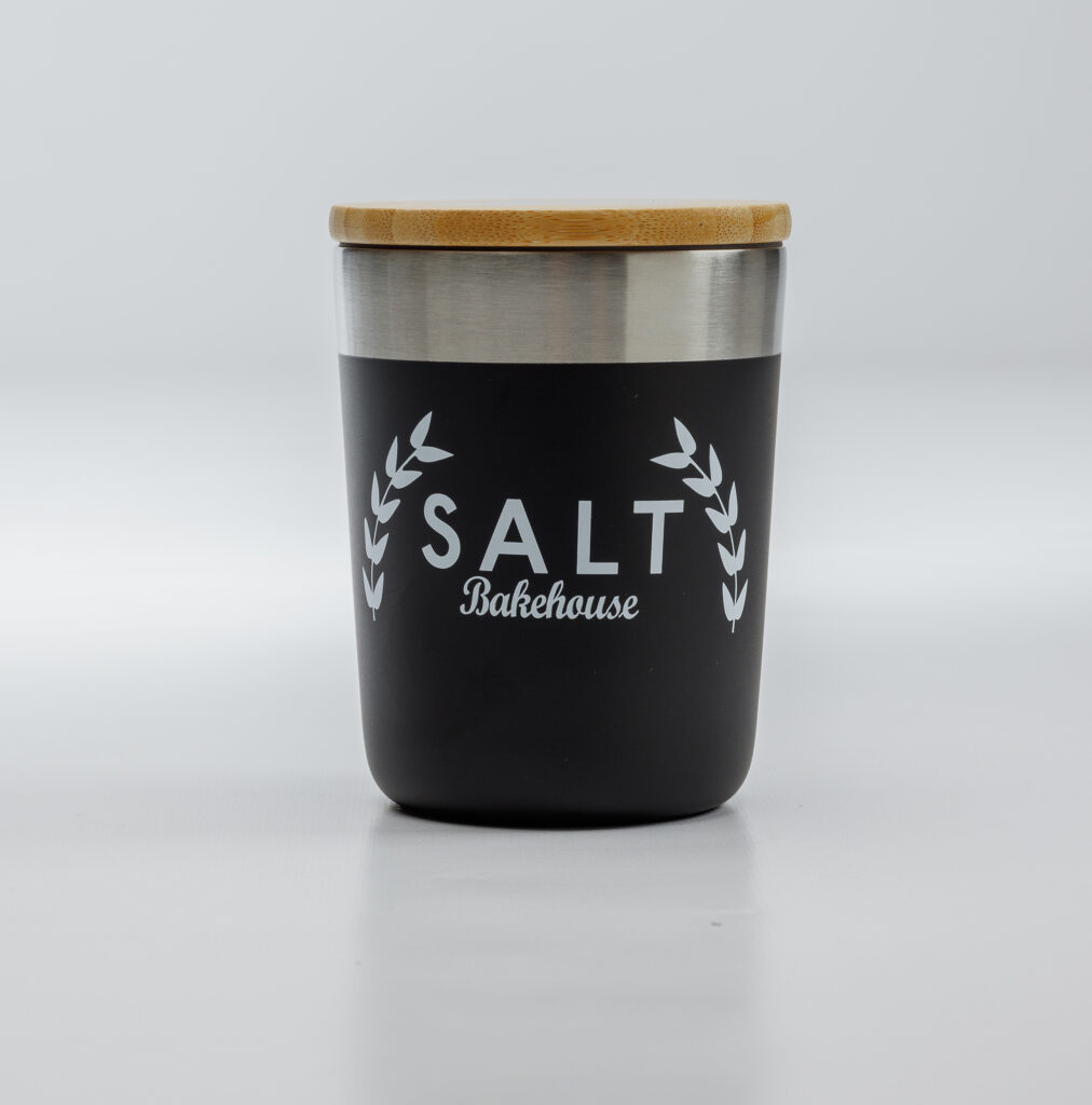 Salt cup lid on